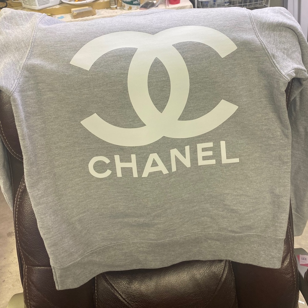 Chanel sweatshirt